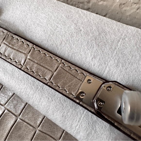 LEATHER INSIDE & OUT Gray Emboss Croc 27 Long KL Shoulder Bag Convertible S7 - Picture 4 of 15